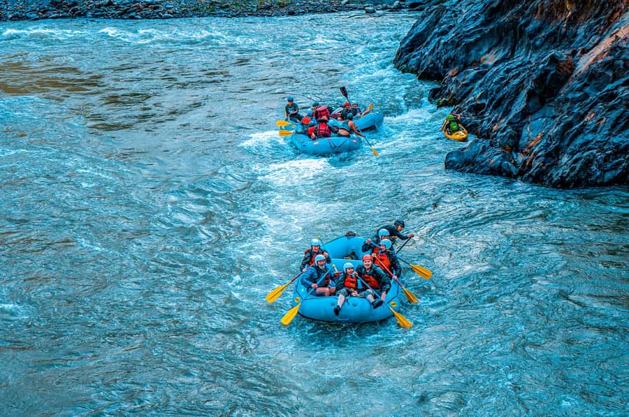 From Cusco: 4-Day Inca Jungle Adventure to Machu Picchu - Quellomayo lunch and Cocalmayo hot springs