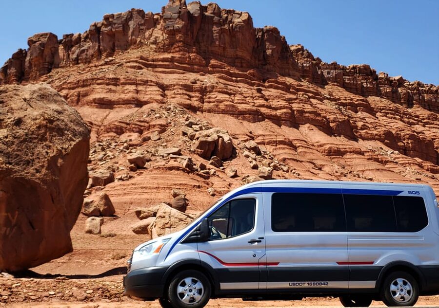 From Flagstaff or Sedona: Full-Day Colorado River Float Trip - From Sedona red rocks to the Colorado River