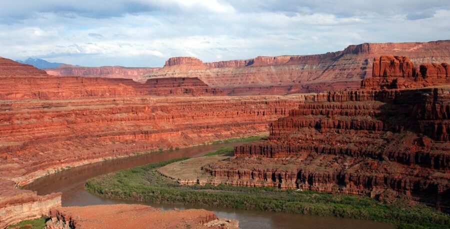 From Moab: Canyonlands 4x4 Drive and Colorado River Rafting - Canyonlands from the high road