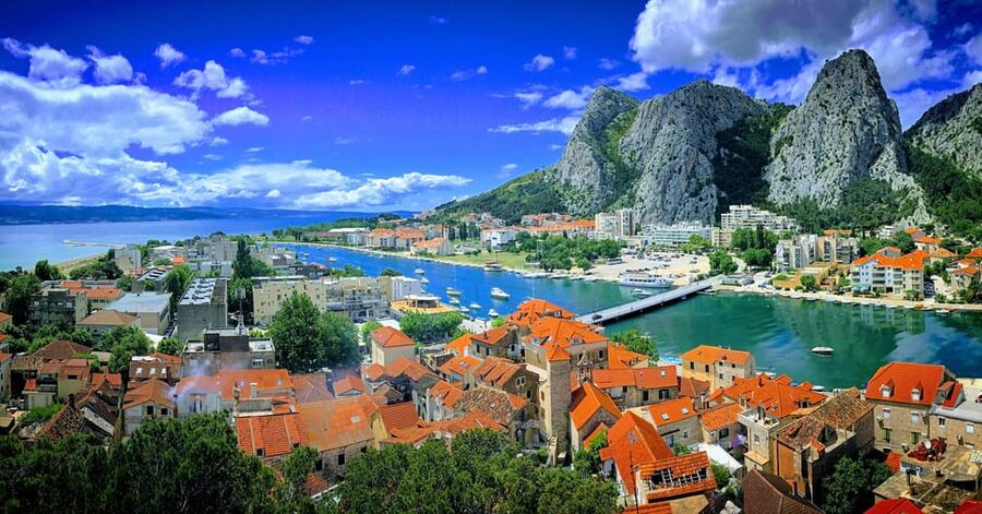 From Split: Van Transfer to/from River Rafting Tour in Omiš - Who will enjoy this rafting trip