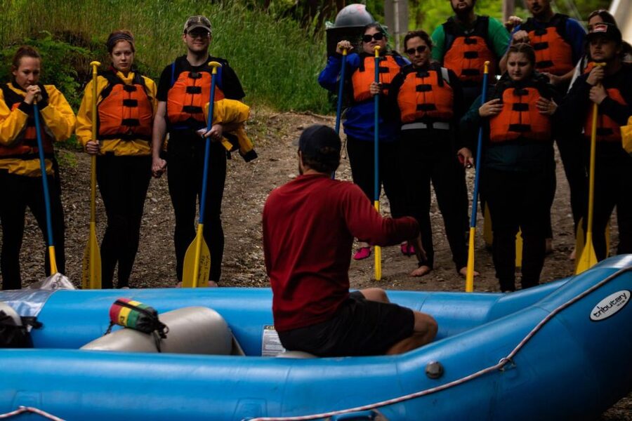 From Spokane: Spokane River Scenic Raft Trip - The first stretch: city access, river calm
