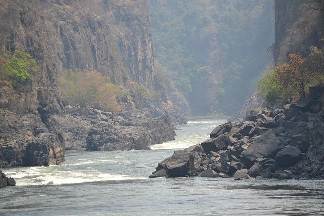 Full Day Zambezi White Water Rafting - Lunch beside the river