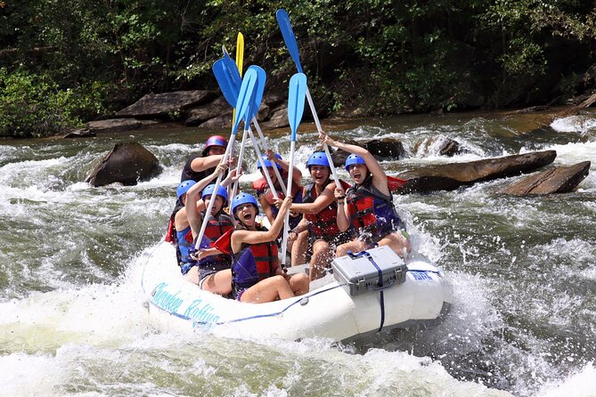 Full Ocoee River Rafting Adventure With Catered Shore Lunch - Weather, cancellations, and planning risk