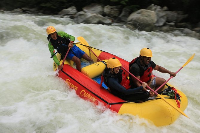 Fun White Water Rafting (Optional Paragliding) Private Tour from Medellin - Playa Loca and the equipment check