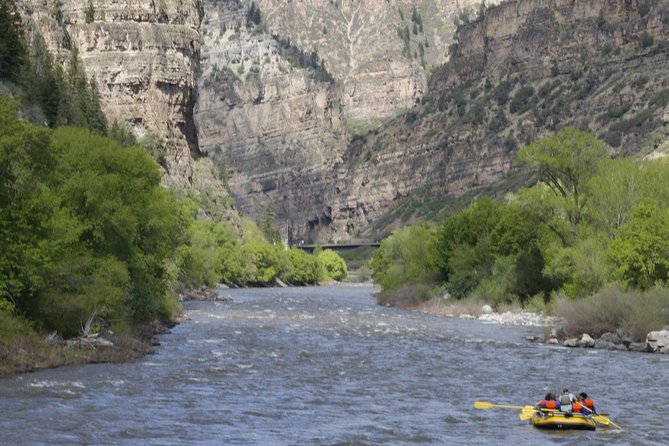 Glenwood Springs Short and Mild Rafting Trip - The trip at a glance