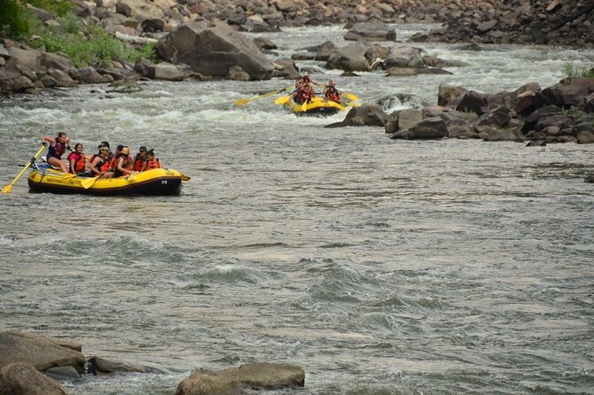 Glenwood Springs Short and Mild Rafting Trip - Meeting at 2000 Devereux Road