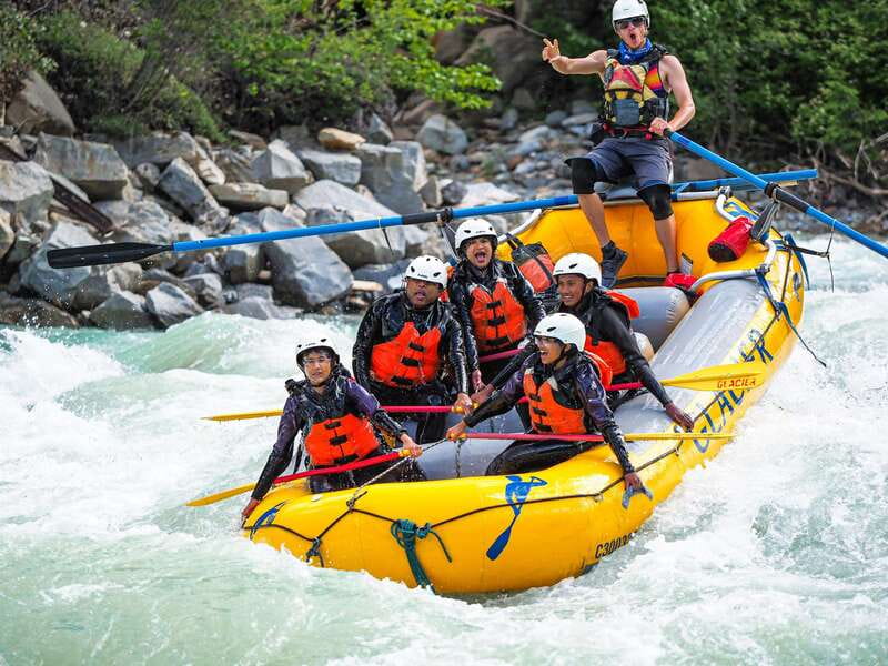 Golden, BC: Kicking Horse River Half Day Whitewater Rafting - What the $72 price really covers
