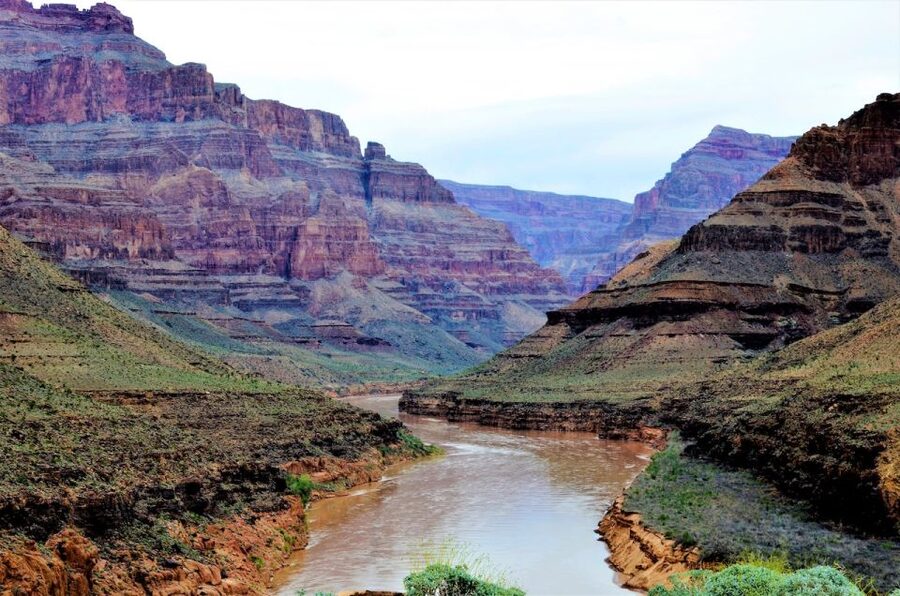 Grand Canyon Helicopter Tour with Black Canyon Rafting - Why this full-day combination works