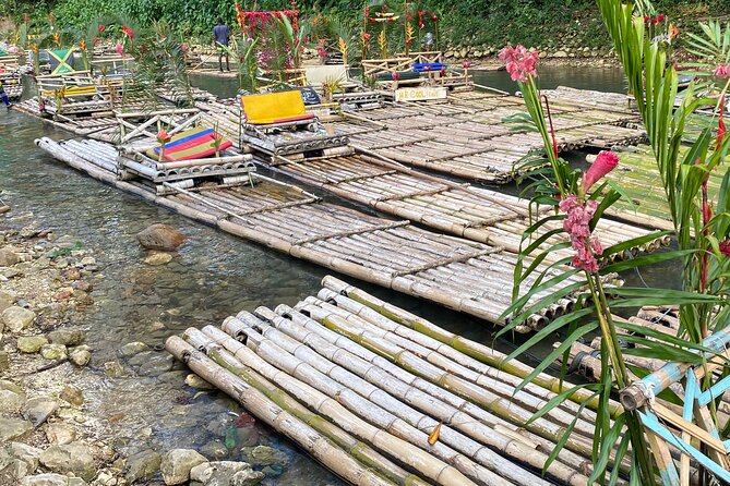 Great River Bamboo Rafting and Bird Sanctuary Combine Tour From Montego Bay - Two Jamaican nature experiences in one short outing