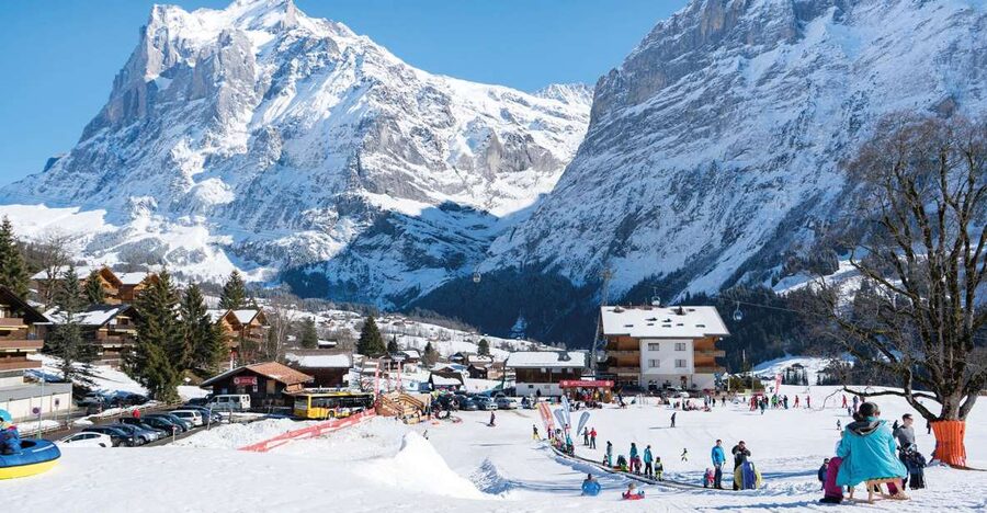 Grindelwald: Sledding at Bodmi Arena - Sledding beside the magic carpet