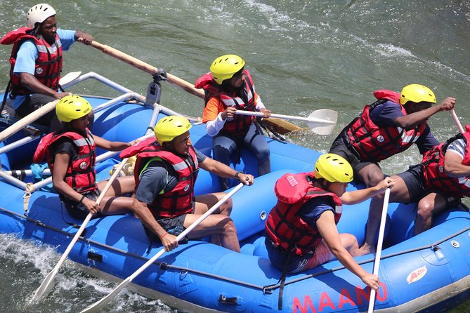 Half Day Zambezi Whitewater Rafting - Lunch by the river and what is included