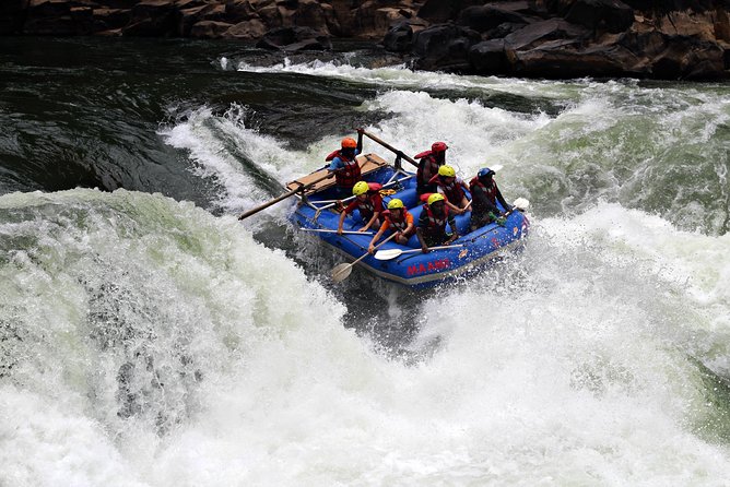 Half Day Zambezi Whitewater Rafting - The guides make the difference