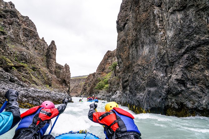 Iceland’s Top Grade 4 Rafting – Drysuit, Canyon & Adrenaline - Why the drysuit changes the experience