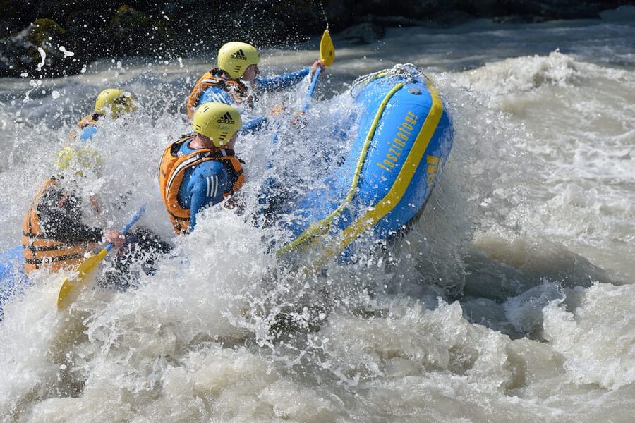 Imster Schlucht: White-Water Rafting in the Tyrolean Alps - Safety without losing the fun