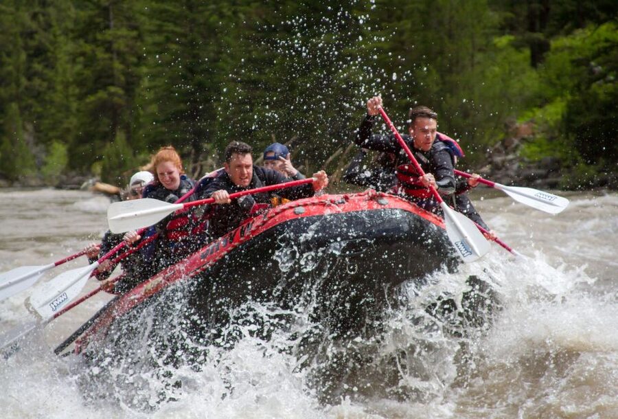 Jackson: Snake River Class 2-3 Whitewater Rafting Adventure - Starting at the Jackson boathouse