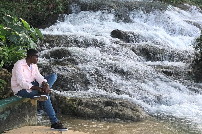 Jamaica Martha Brae River Rafting/Dunn’s River Falls Private Tour - Who should book this excursion?