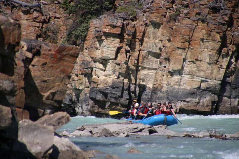 Jasper: Athabasca Falls River Rafting Adventure - Guides who help the group feel at ease