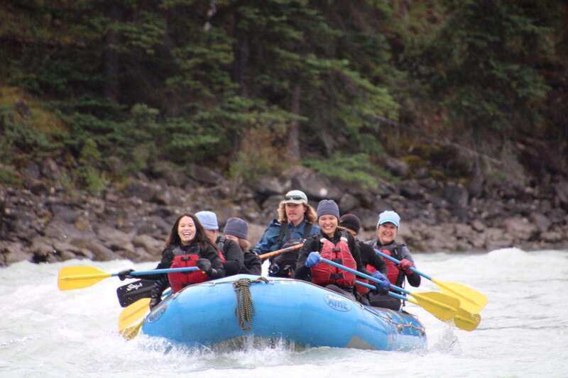 Jasper: Athabasca River Mile 5 Whitewater Rafting Tour - What to Wear and Bring