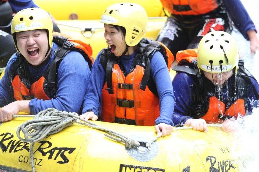 Kaituna River Rafting Grade 5 - From Rotorua pickup to the river