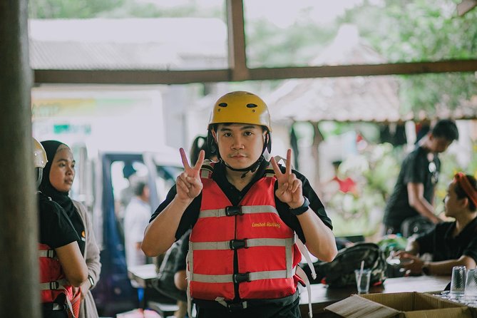 Karang Bayan Rafting Package - Lombok - Entering the swift water at Karang Bayan