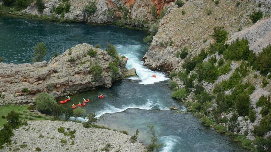 Kaštel Žegarski: Zrmanja River Packrafting - The 45-minute stretch to Krupa Falls