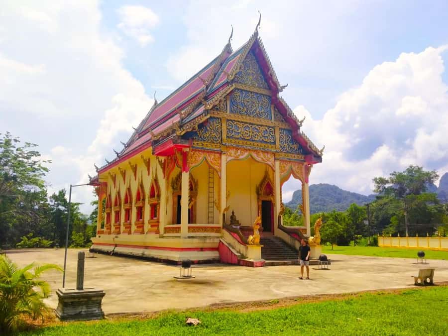 Khao Sok: Elephant Day Care, & Bamboo Rafting Day Tour - Guides make a real difference
