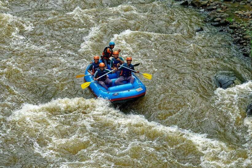 KL: Day Tour with Rafting, Fireflies, and Meals - Why this Kuala Lumpur day tour works