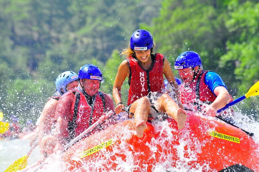 Köprülü Canyon Antalya: Whitewater Rafting Trip - What the 15-kilometer route feels like