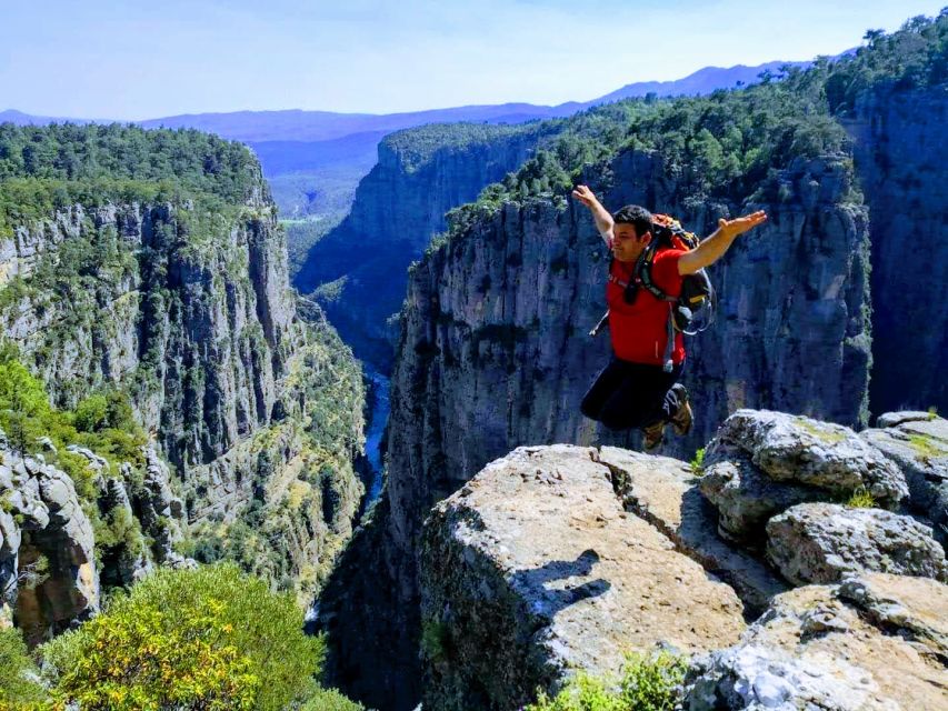 Köprülü Canyon Nationel Park Rafting & Tazı Canyon Mix Tour - What the three-hour rafting run is really like