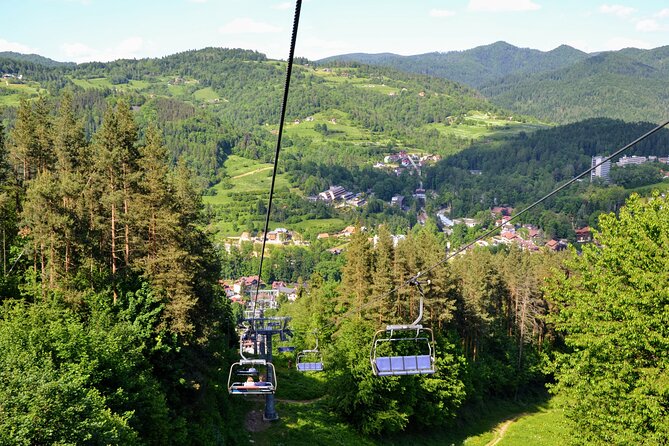 Krakow: Traditional Dunajec River Rafting with Mountain Chairlift - A shepherd’s hut and the taste of oscypek