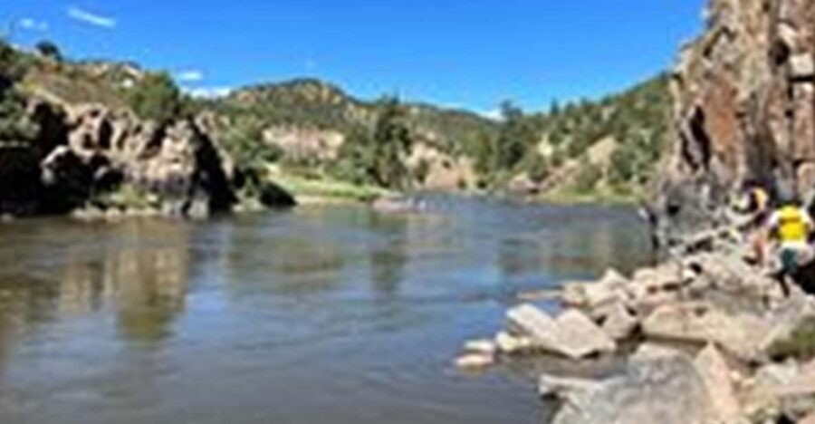 Kremmling: Full-Day Upper Colorado Guided Float Trip + Lunch - The Upper Colorado River gives you both calm water and whitewater
