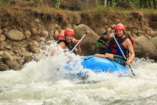 La Fortuna white water rafting + Authentic Costa Rican Lunch - Who should book this La Fortuna rafting tour?