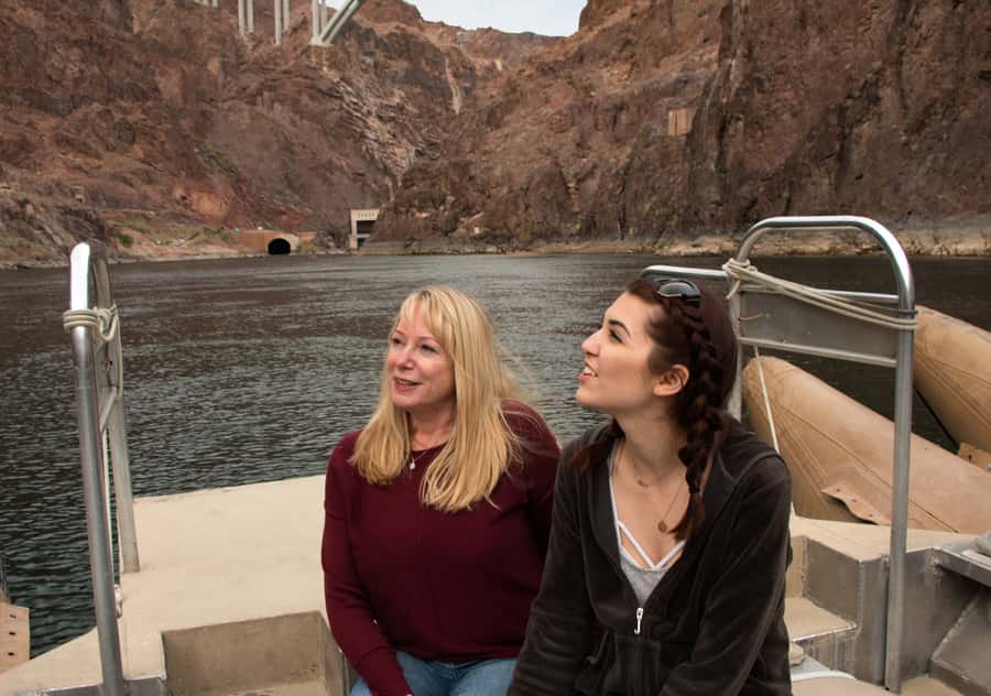 Las Vegas: Hoover Dam Tour and Rafting Adventure - What the $284 price includes