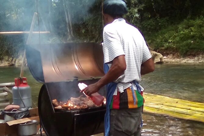 Lethe Bamboo Rafting on the Great River & Jerkie Pon the River - The limestone foot massage