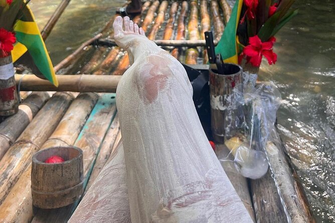 Lethe River Bamboo Rafting & Limestone Foot Massage Experience - Arriving at Lethe Estate
