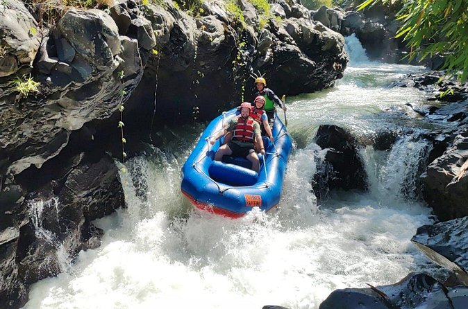 Lombok Rafting Adventure Unforgettable Thrills with Lunch - Waterfalls and rainforest between the rapids