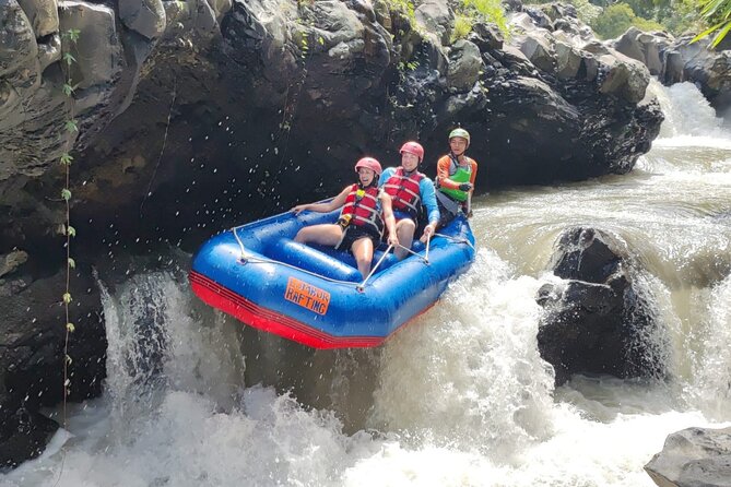 Lombok Rafting Adventure Unforgettable Thrills with Lunch - Safety gear and a clear start on the river