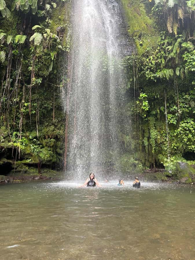 Lombok: White Water Rafting, Rice Terrace & Waterfall Tour - Benang Stokel: the first waterfall stop
