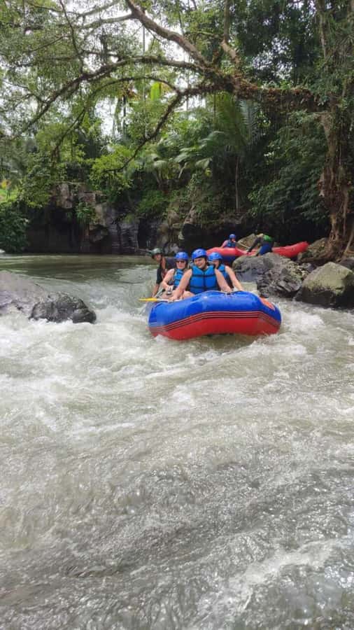 Lombok: White Water Rafting, Rice Terrace & Waterfall Tour - Guides, group size, and the feel of the day