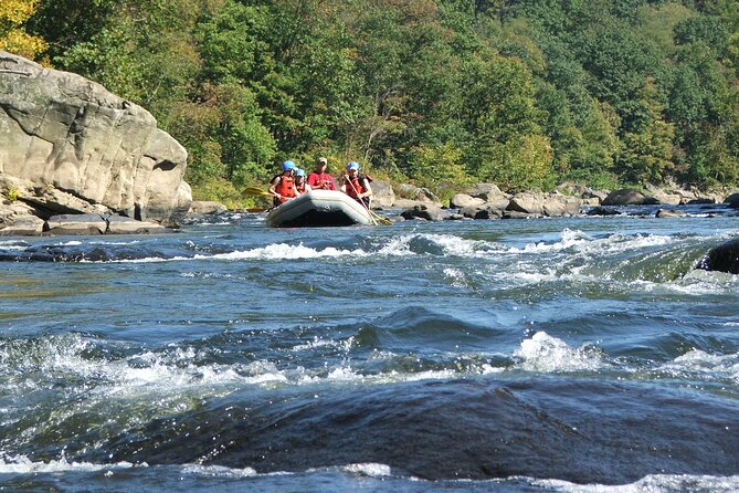 Lower Yough Pennsylvania Classic White Water Tour - Cucumber Falls and the quieter stretches