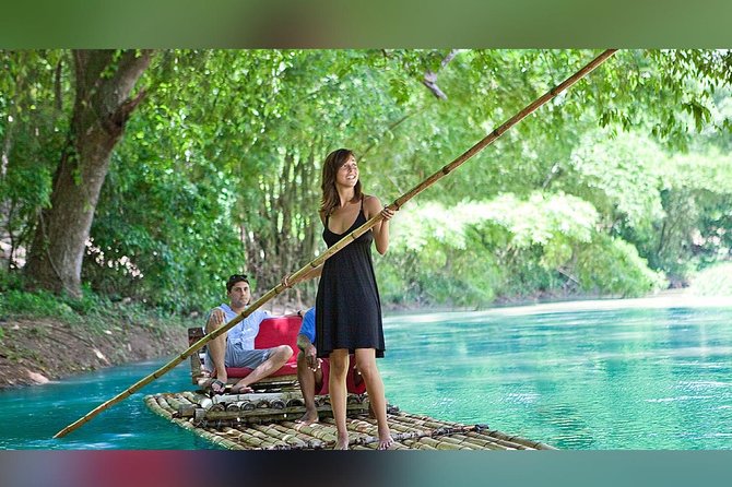Martha Brae Bamboo Rafting Tranquil Peace Of Mind - The Martha Brae River ride, step by step