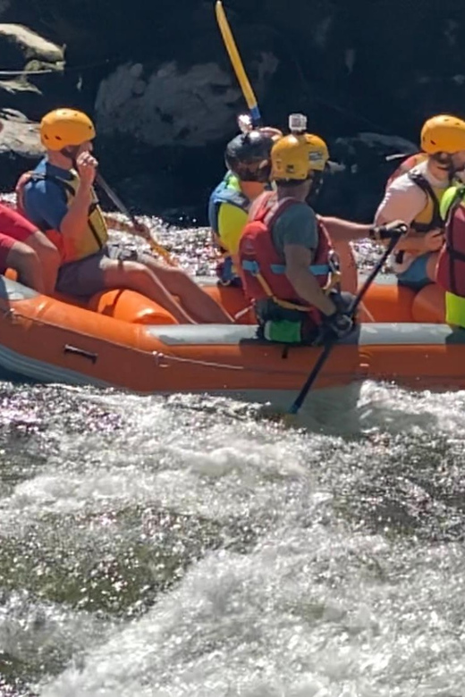 Melgaço: Rafting - Getting ready at the base
