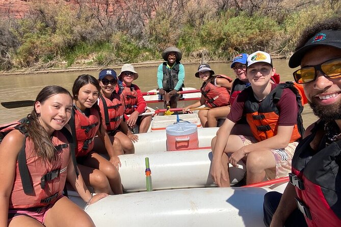 Moab Full Day Rafting Trip with Lunch — Colorado River - Lunch on a Colorado River beach