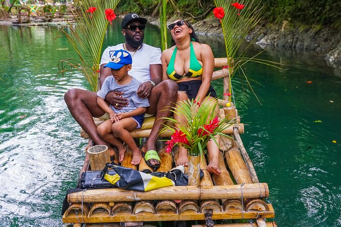 Montego Bay: Bamboo Rafting with Limestone Massage & Shopping - Jerk chicken, fish, and a riverside lunch