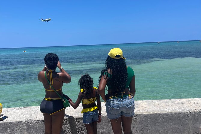 Montego Bay City Highlights Tour and Shopping with Bamboo Rafting - St. James Parish Church and Georgian Detail