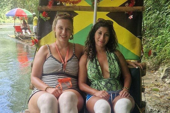 Montego Bay Highlight and Shopping Tour With Bamboo River Rafting - Why the private format matters
