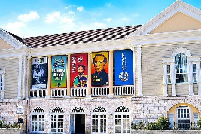 Montego Bay Highlights Tour, Bamboo Rafting Experience & Shopping - Harbor Street Craft Market and the art of browsing