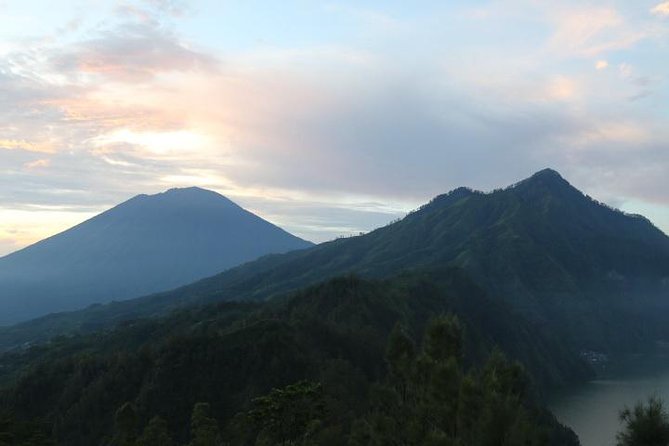 Mount Batur Sunrise Trekking & White Water Rafting ( Private - All Inclusive ) - Climbing Mount Batur in the dark