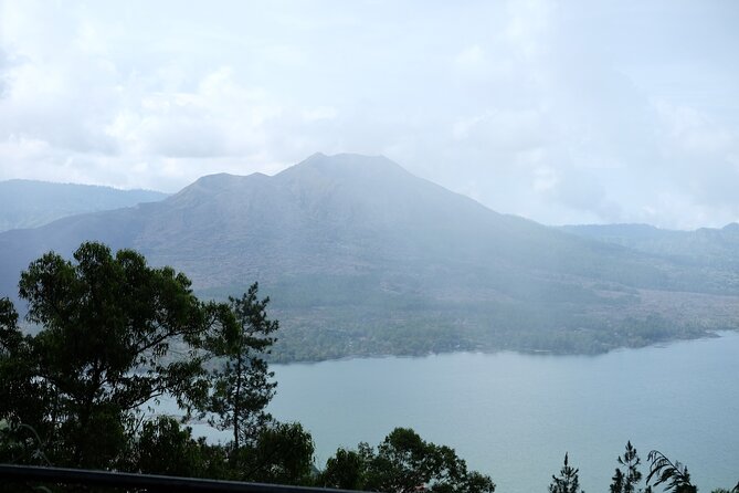 Mount Batur Sunrise Trekking & White Water Rafting ( Private - All Inclusive ) - Lunch, changing pace, and the coffee plantation