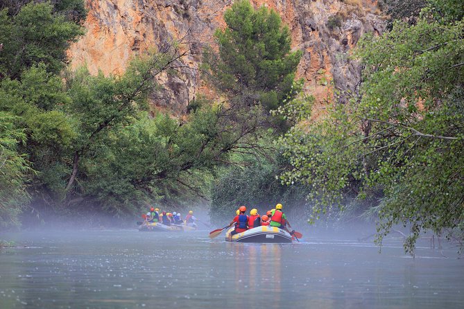 Murcia: Canyon of Almadenes Rafting, Caves & Photos - What the three-hour outing feels like